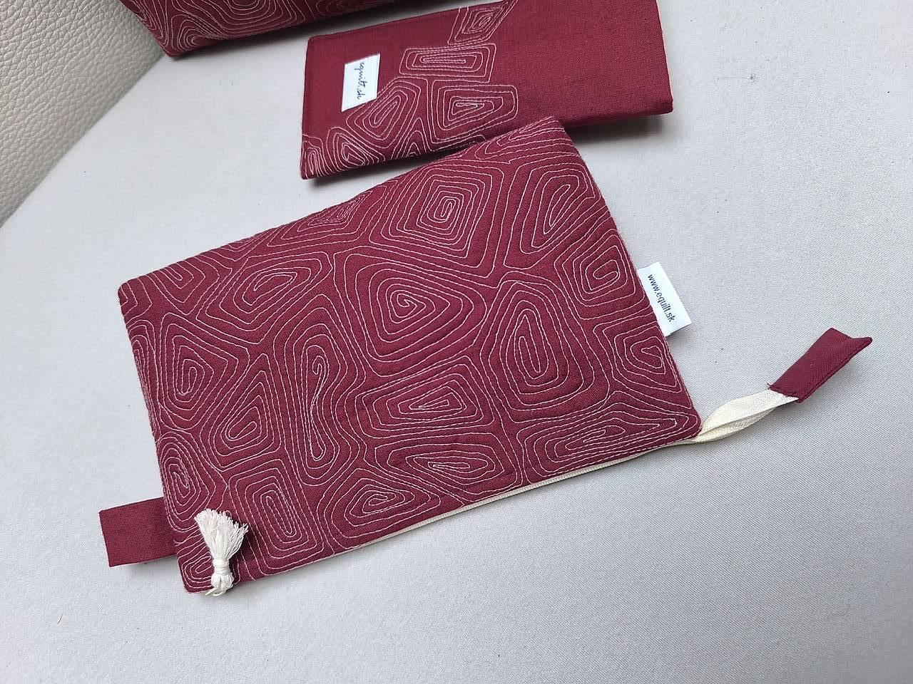 Kozmetické taštičky bordové (23 x 14 x 4 cm)