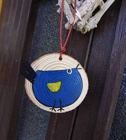 Dekorácie - vtáčik drevená dekorácia na zavesenie - totálny výpredaj! - 17947504_