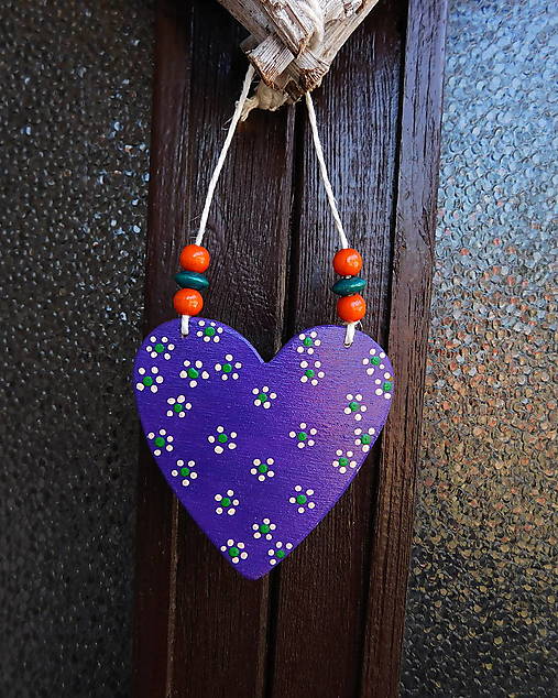 Dekorácie - drevené maľované srdiečko kvietky - totálny výpredaj! - 17947616_