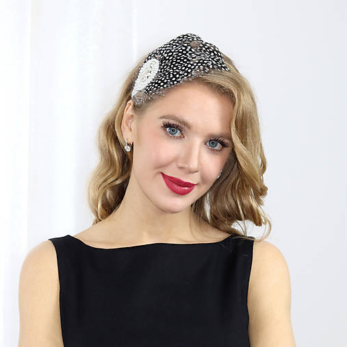 Ozdoby do vlasov - Perlička - čelenka z peria vo vintage štýle, čierna - 17948122_