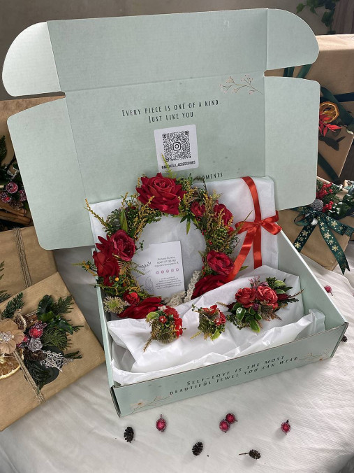 Darčekový box "legenda o vášni" - polvenček, spona do vlasov a náušnice