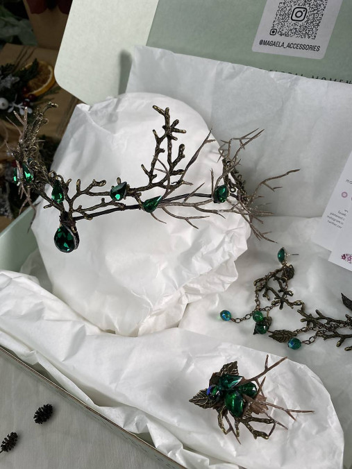 Darčekový box "elfské tajomstvá " - tiara, náušnice a prstienok