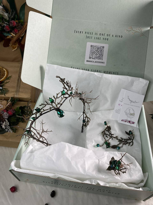 Darčekový box "elfské tajomstvá " - tiara, náušnice a prstienok