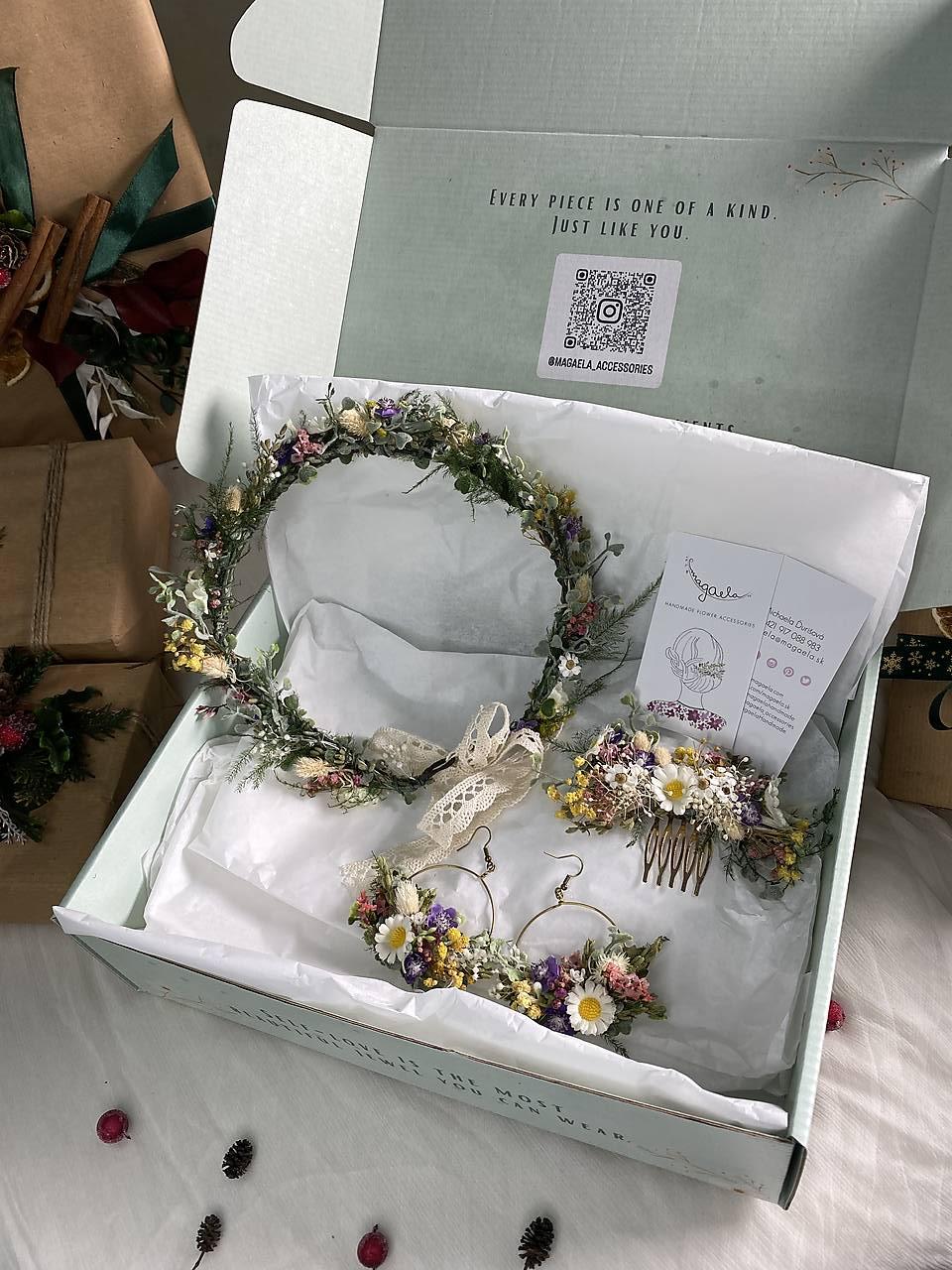 Darčekový box "prvý jarný pozdrav " - venček, hrebienok a náušnice