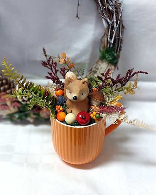 Dekorácie - jesenná dekorácia s líštičkou - 17948570_