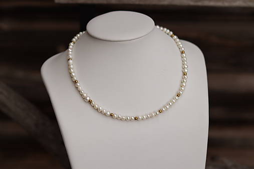 Perlový náhrdelník