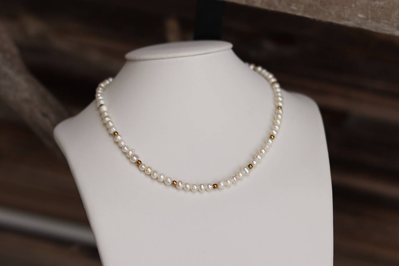 Perlový náhrdelník