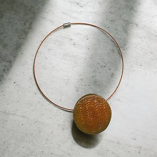 Náhrdelníky - Keramický náhrdelník (oranžový) - 17947213_