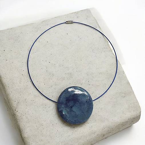 Náhrdelníky - Keramický náhrdelník (modrý) - 17947247_