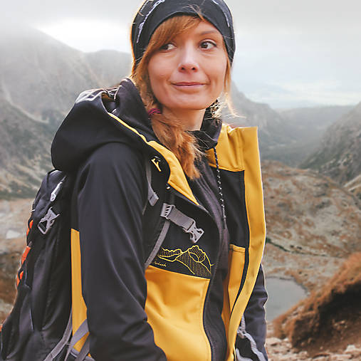 Bundy a kabáty - Tenká softshellová bunda žltá - 17951999_