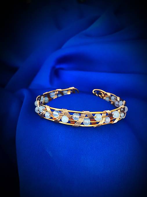 Náramky - medený náramok s ruženínom - 17952069_