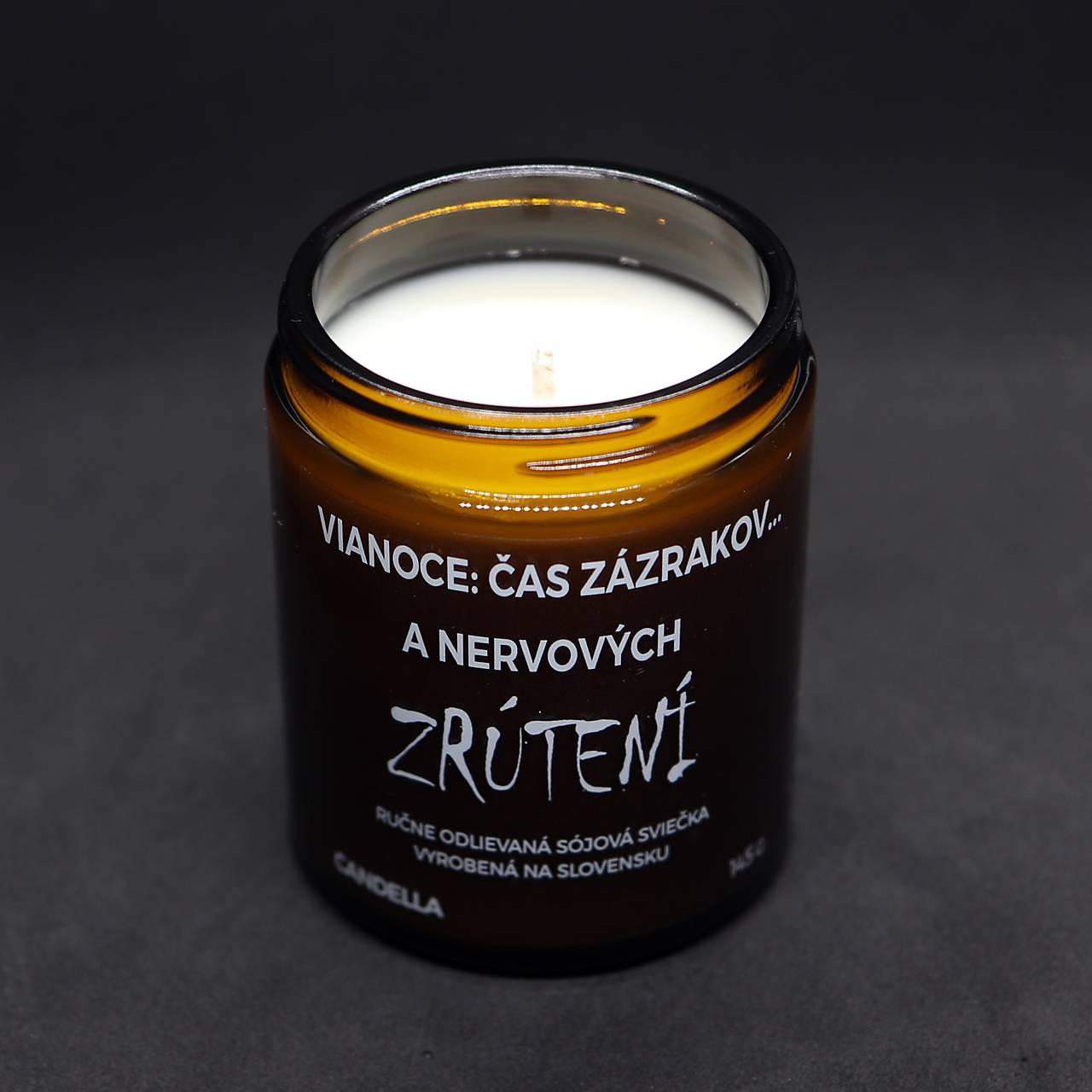 VIANOCE: ČAS ZÁZRAKOV A NERVOVÝCH ZRÚTENÍ sójová sviečka