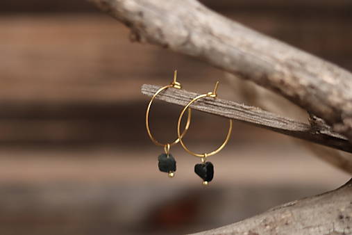 Náušnice kruhy surový turmalín