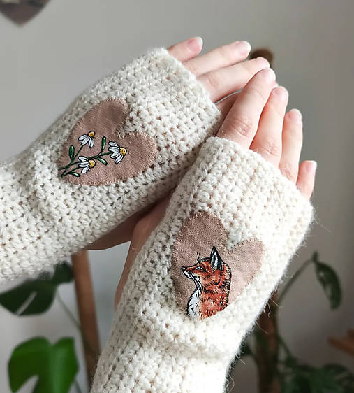 Dámske bezprstové rukavice s ručnou maľbou - alpaka+ovčia vlna (Smotanová s líškou a margaretkami)