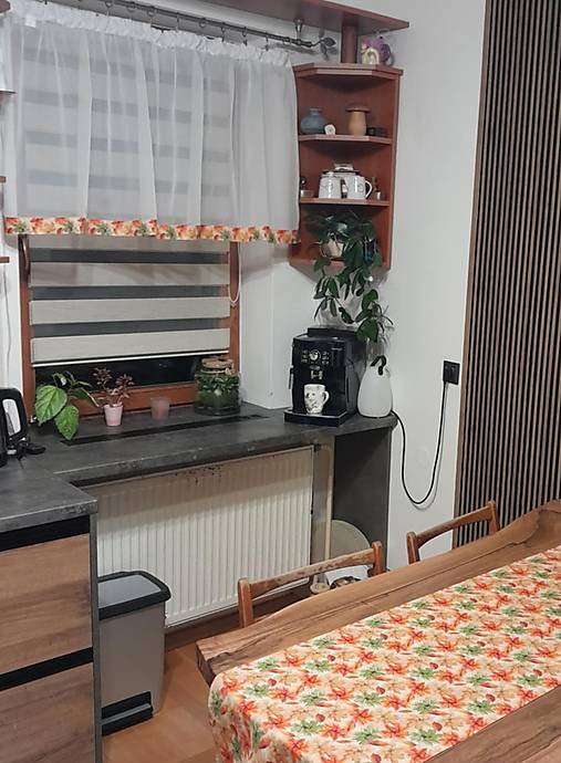 Úžitkový textil - Voálová záclonka s lemovaním (1.5×60 cm) - 17957715_