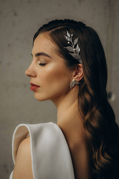 Svadobné náušnice s riečnymi perlami Júlia (Náušnice /strieborné s trblietkami/)