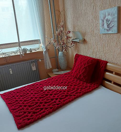 Jemnučká a ľahká deka z priadze alize puffy - šedá  (Deka, rozmer cca (190 x 75) cm, farba bordová/vínová č. 107)