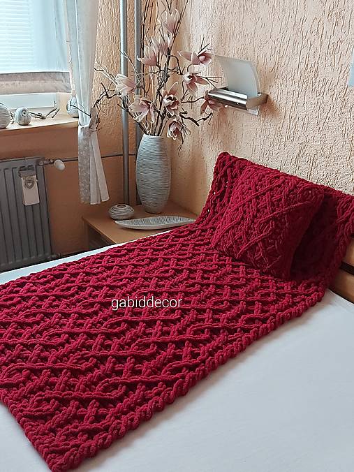 Jemnučká a ľahká deka z priadze alize puffy - šedá  (Deka, rozmer cca (190 x 75) cm, farba bordová/vínová č. 107)