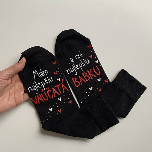 Maľované ponožky pre najlepšiu BABKU/najlepšieho DEDKA, ktorá má najlepšie vnúčatká (čierne)