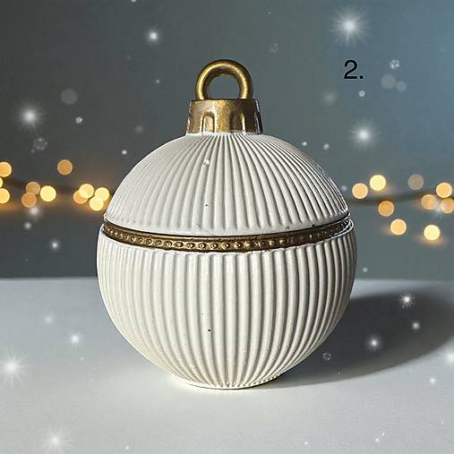 Sviečky - Vianočná sviečka Snehová guľa (Vianočná sviečka Snehová guľa) - 17955809_