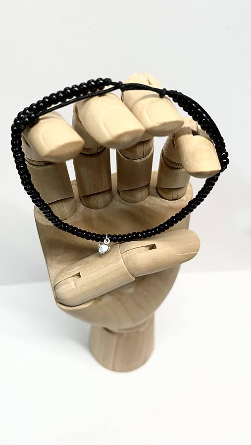 Náramky - náramok so strieborným srdiečkom - 17956043_