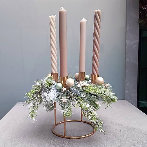 Svietidlá - Adventný Vianočný veniec minimalistický - 17959649_