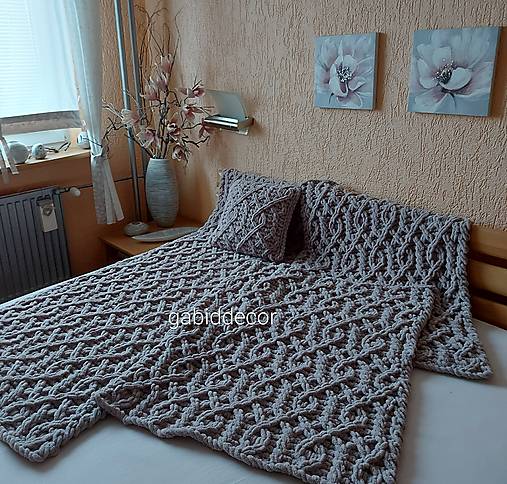 Jemnučká a ľahká deka z priadze alize puffy - šedá  (Deka, rozmer cca (190 x 75) cm, farba hnedo sivá č. 268)