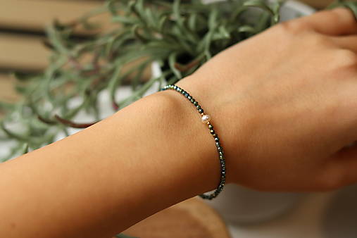 Tenký náramok zirkon, perla