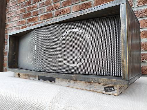 Aktívny HIFI reproduktor drevený