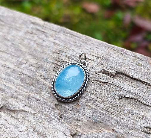 Strieborný Prívesok s Akvamarínom