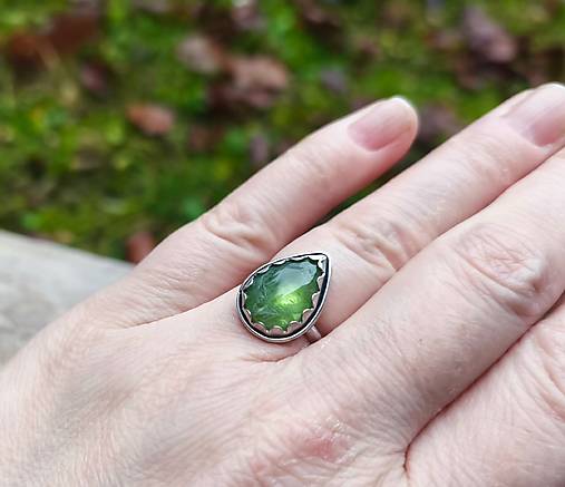Strieborný Prsteň s Olivínom
