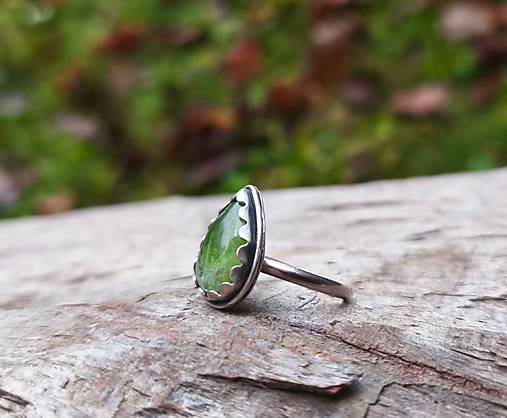 Strieborný Prsteň s Olivínom