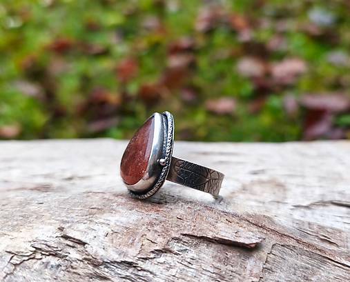 Strieborný Prsteň so Slnečným kameňom