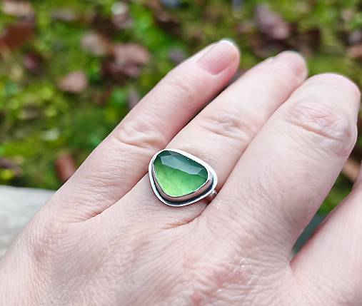Strieborný Prsteň so Serpentinitom