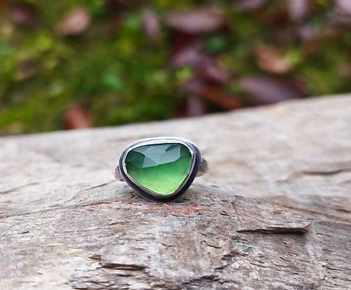 Strieborný Prsteň so Serpentinitom