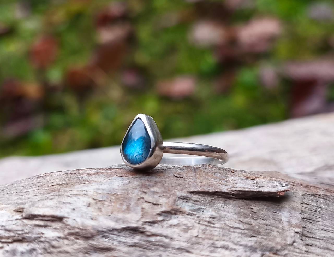 Strieborný Prsteň s Labradoritom