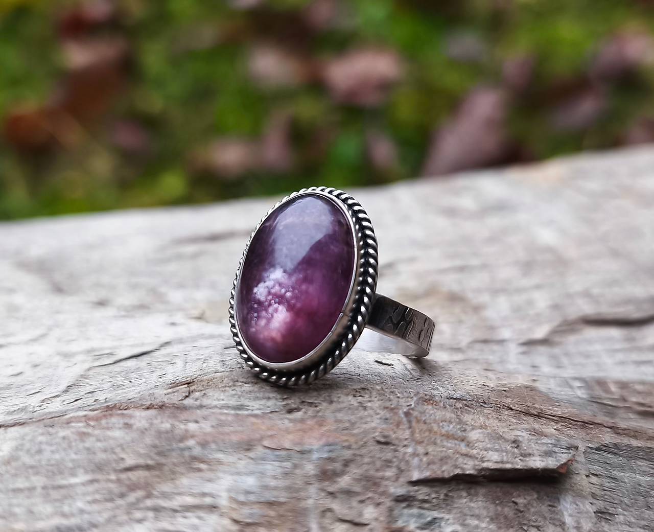 Strieborný Prsteň s Lepidolitom