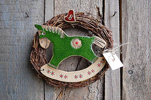 Dekorácie - Koník vo venčeku - 17962822_