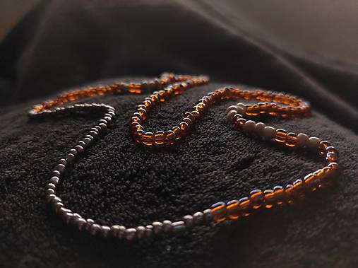 Náhrdelníky - Hnedý, železný elastický korálkový náhrdelník - Natural strength - 17963126_