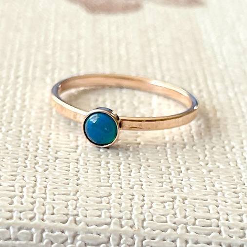 Prstene - Simple Blue Opal AG925 Rose Gold Plated Ring / Jemný strieborný pozlátený prsteň s modrým opálom A0024 - 17966893_