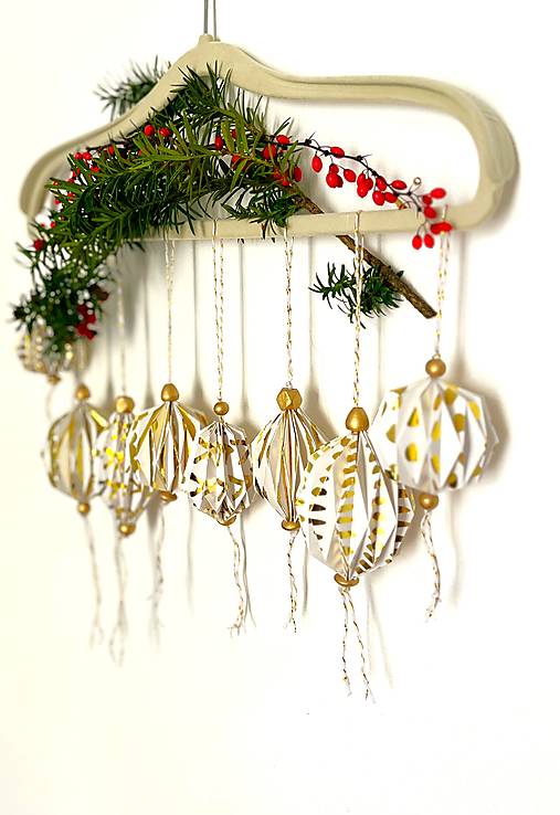 Papierové ozdoby origami so zlatom, exkluzívna limitovaná kolekcia