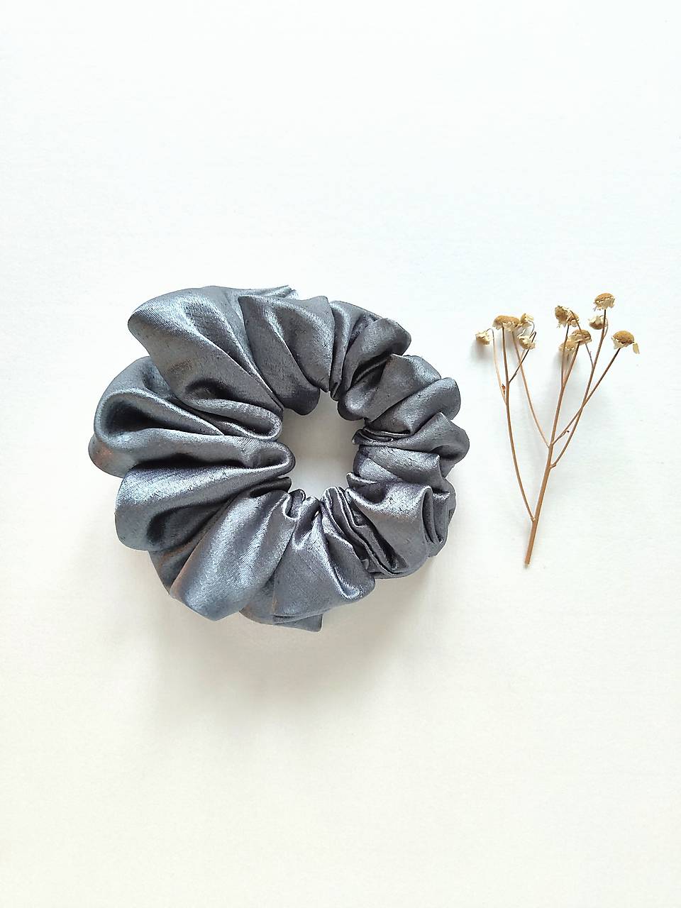 Basic MAXI scrunchie (Strieborná)