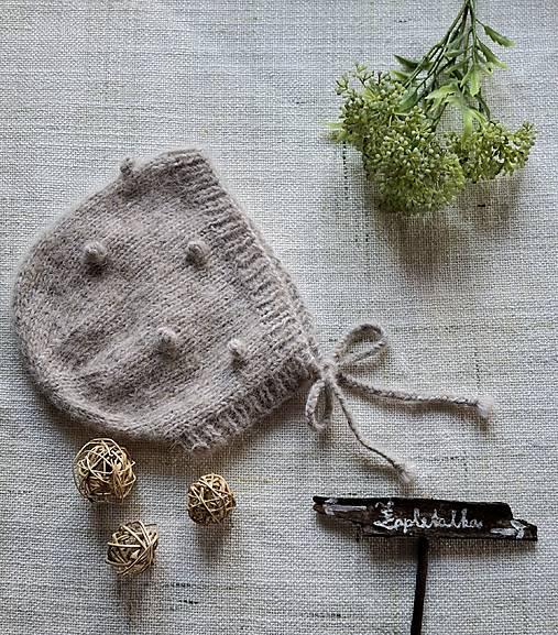 Čepček s guličkami, merino, alpaka, hodváb