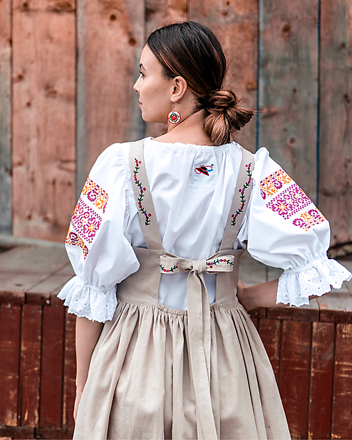 Šaty - Ľanové vyšívané dámske šaty Lúčna pieseň - 17965388_