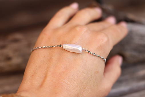 Retiazkový náramok s Keshi perlou