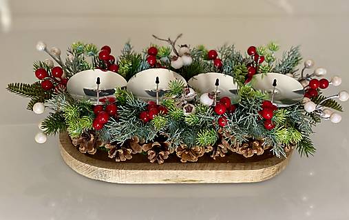 Adventný svietnik na stôl pre 4 sviečky