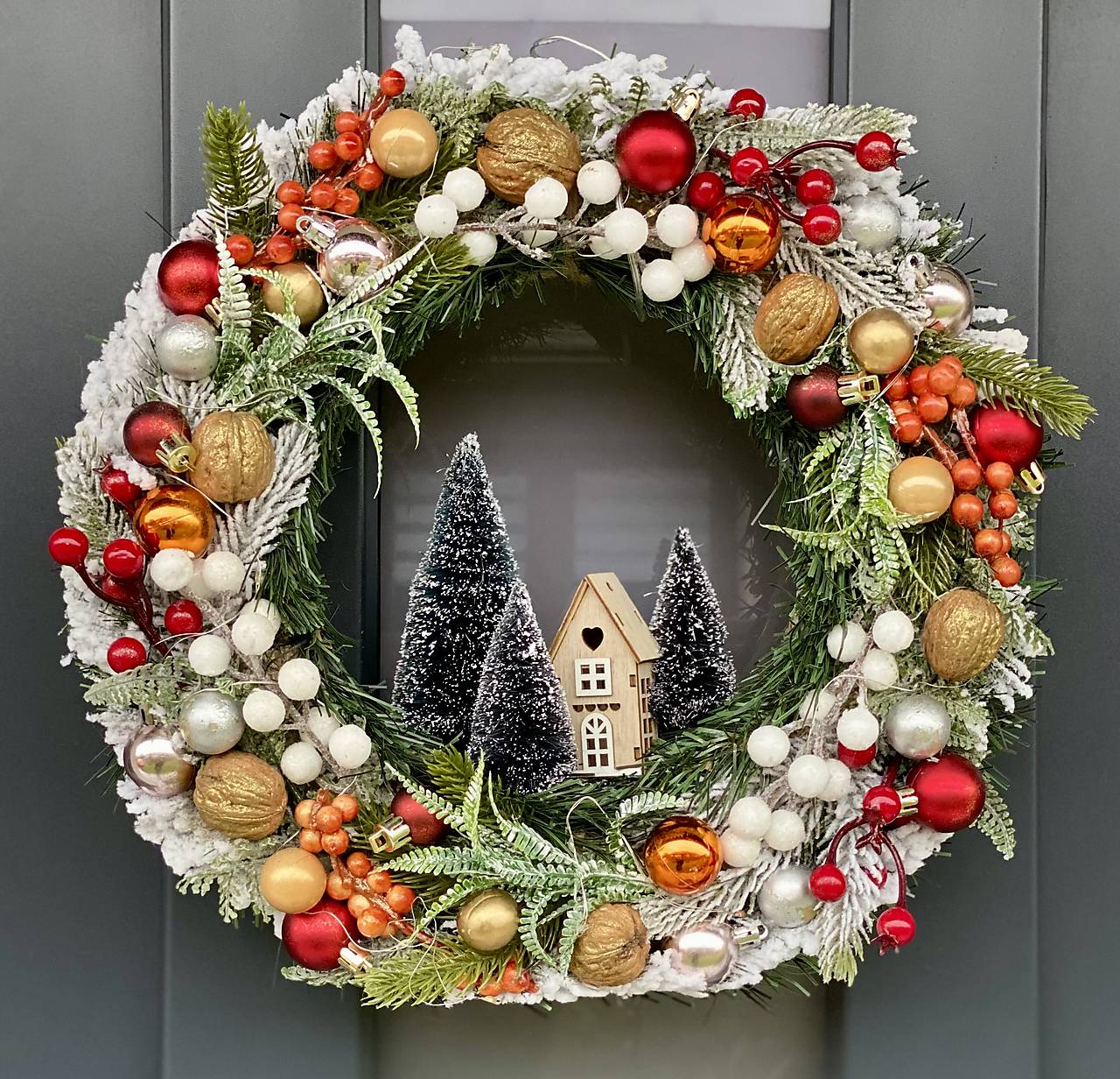 LEDVianočný veniec 36cm na dvere s LED podsvietením vianočná dekorácia Venček