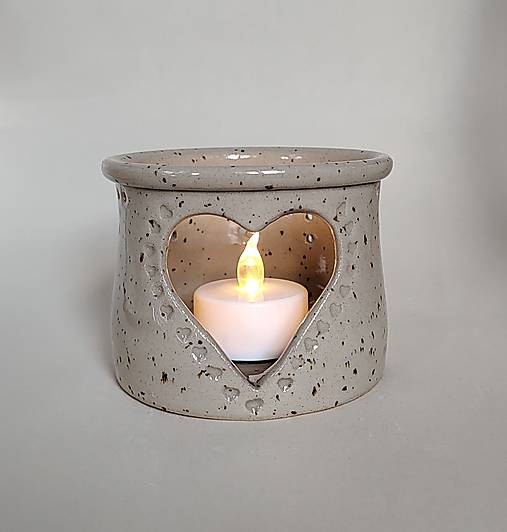 Svietidlá - Keramický svietnik srdiečko - 17965217_