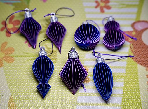 Veselé Vianočné Ozdoby – Snehuliak v Mikulášskej Čiapke