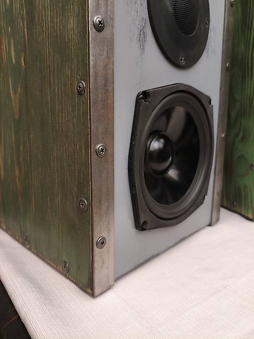 Hifi industriálne reproduktory